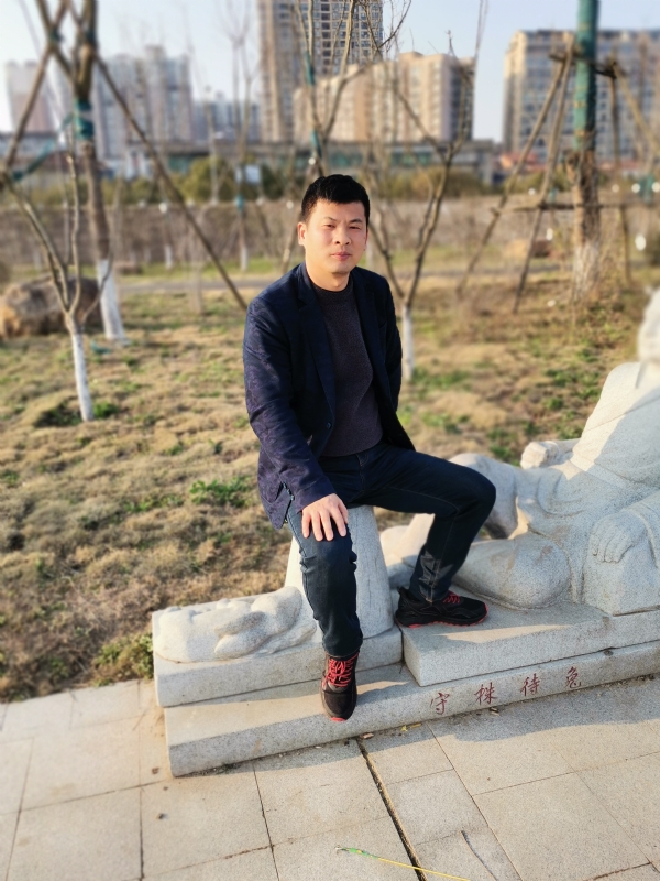 大举的第二张照片--马尾中老年相亲网