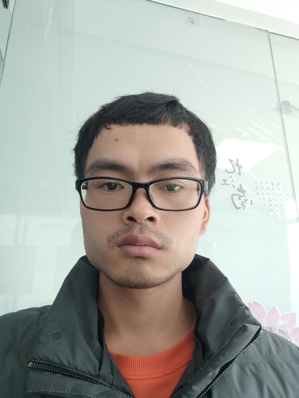 林嘉任的第二张照片--马尾中老年相亲网